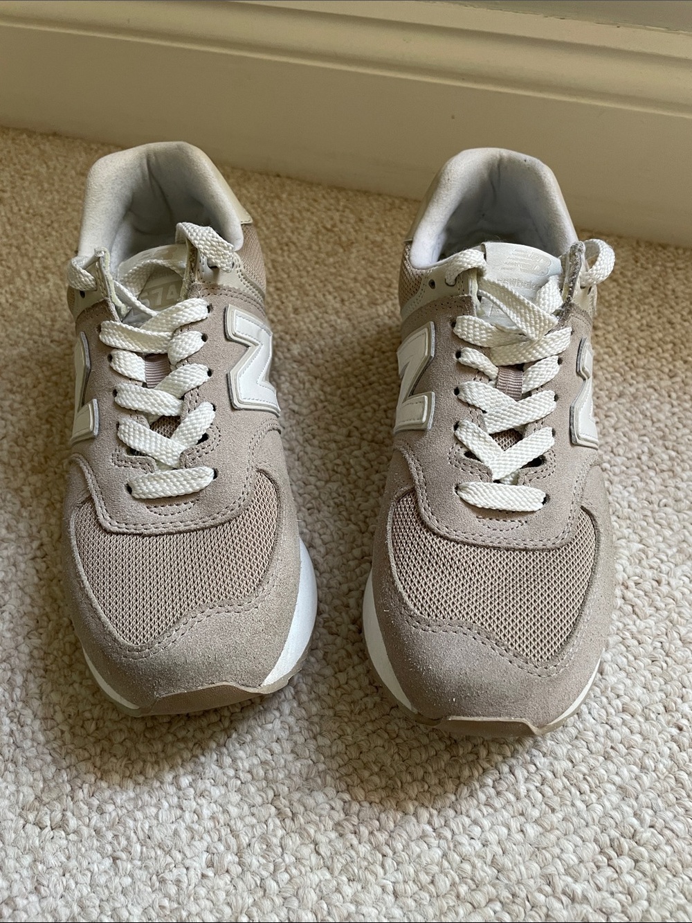 New Balance Women’s 574 Stacked Platform Driftwood WL574ZSM Sneakers LIKE NEW - Picture 5 of 9